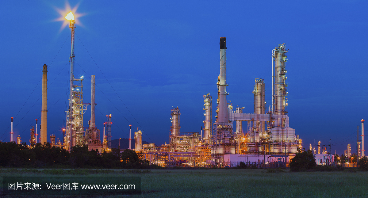 石化行業(yè)煉油廠(chǎng)的美麗照明